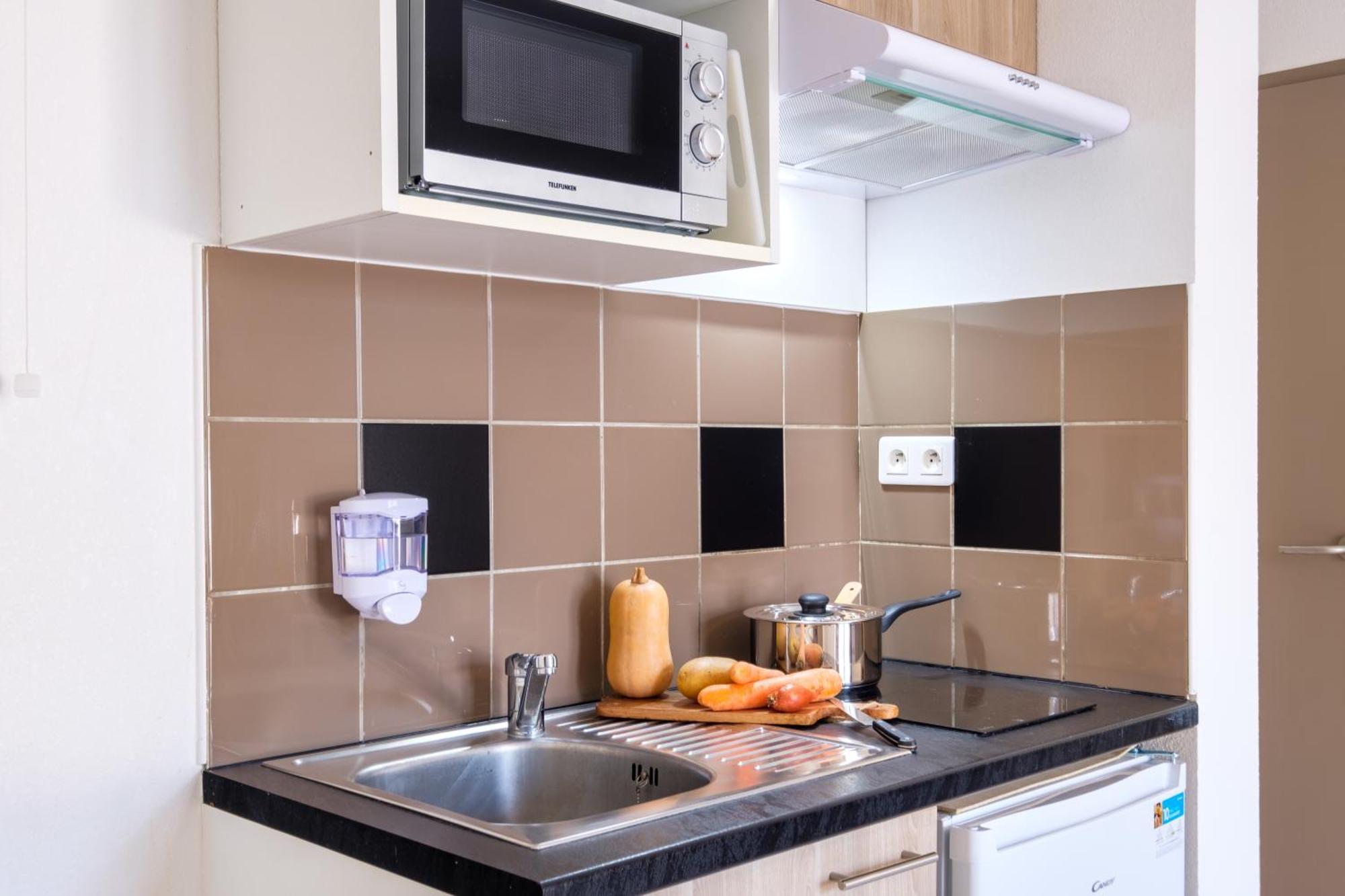 Comfort Aparthotel Antibes Le Maestria Екстериор снимка